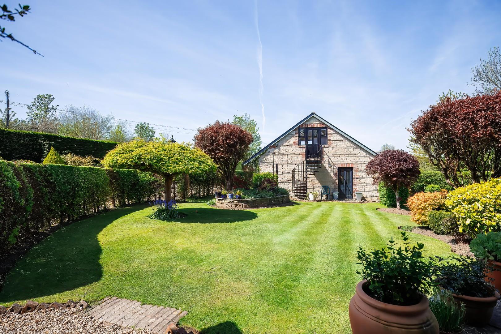 Brynderi, Trehedyn Lane, Gwern-Y-Steeple, Peterston-Super-Ely, Vale Of Glamorgan, CF5 6LG